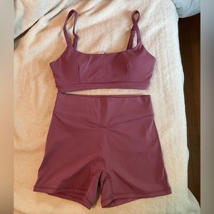 Balance athletica cloud short and bra set